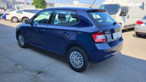Skoda Fabia 2017 - фото 26