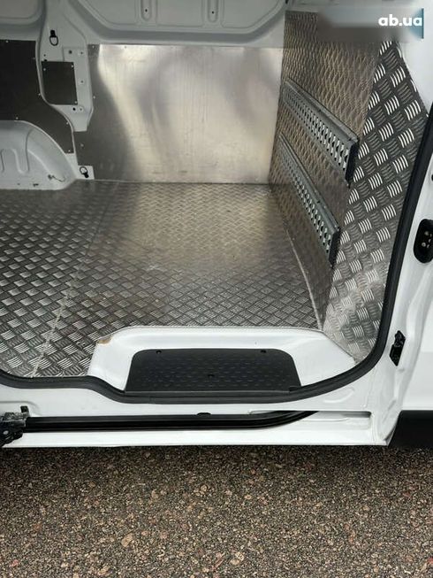 Renault Trafic 2021 - фото 14
