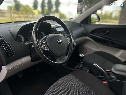 Kia Cee'd 2008 - фото 26