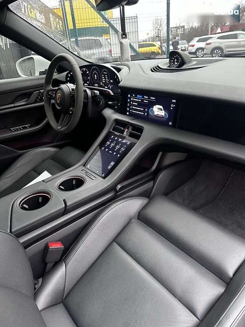 Porsche Taycan 2021 - фото 11