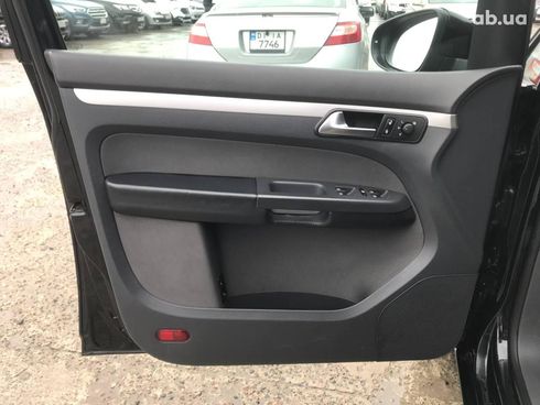 Volkswagen Touran 2013 черный - фото 19