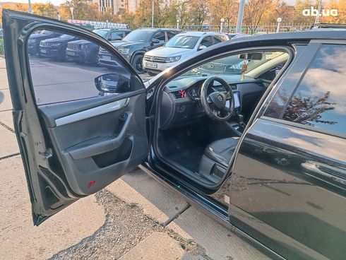 Skoda Octavia 2014 черный - фото 18