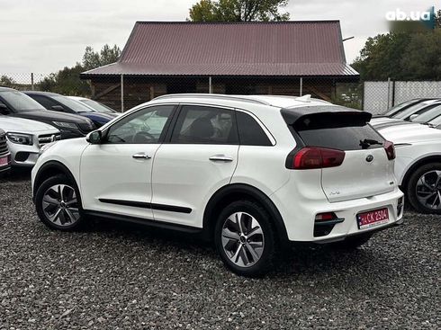 Kia Niro 2021 - фото 10
