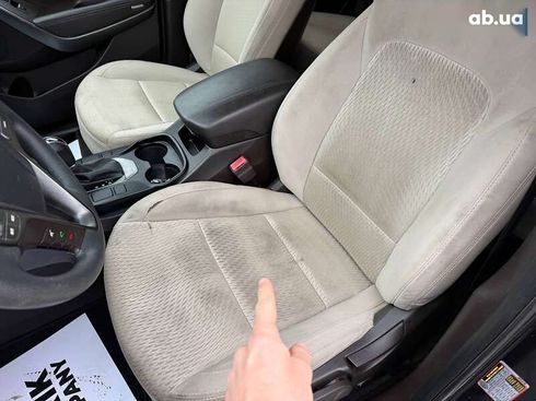 Hyundai Santa Fe 2017 - фото 11