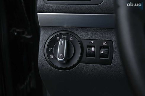 Volkswagen Touran 2004 - фото 17