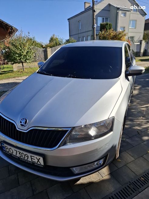 Skoda Rapid 2017 серый - фото 9