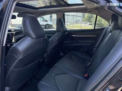 Toyota Camry 2019 - фото 24