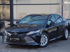 Продажа б/у Toyota Camry 2017 года в Харькове - купить на Автобазаре