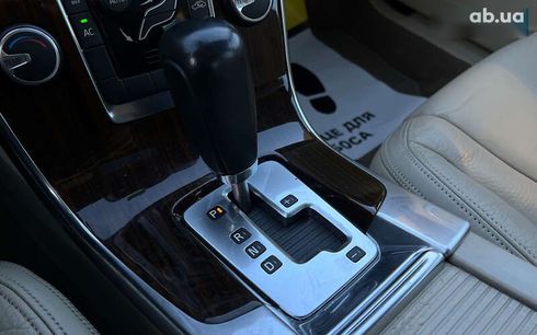 Volvo S60 2011 - фото 16