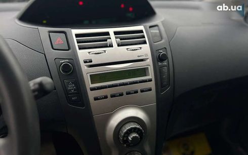 Toyota Yaris 2008 - фото 16