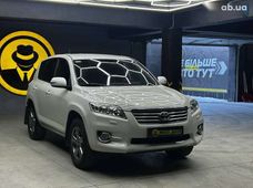Купити Toyota бу в Україні - купити на Автобазарі