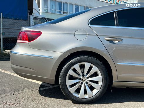 Volkswagen Passat CC 2012 коричневый - фото 11