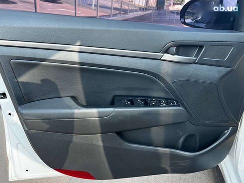 Hyundai Avante 2016 - фото 14