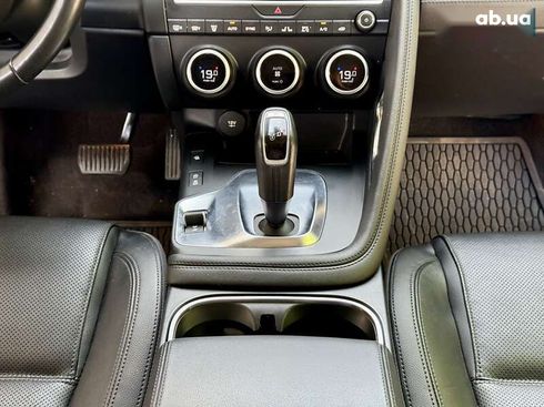 Jaguar E-Pace 2019 - фото 29