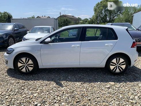 Volkswagen e-Golf 2020 - фото 7