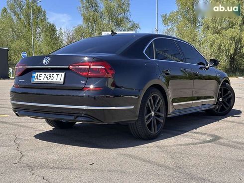 Volkswagen Passat 2017 - фото 26