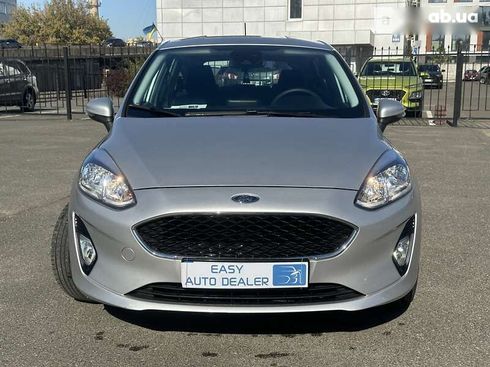 Ford Fiesta 2019 - фото 2