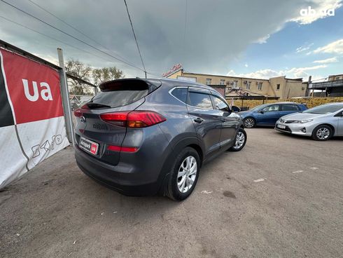Hyundai Tucson 2019 серый - фото 4