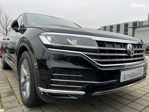 Volkswagen Touareg 2022 - фото 2