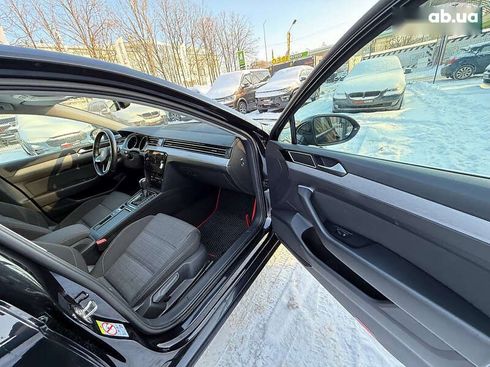 Volkswagen Passat 2020 - фото 28