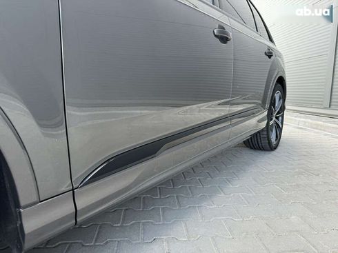 Audi Q7 2021 - фото 20