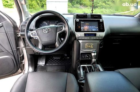 Toyota Land Cruiser Prado 2018 - фото 22