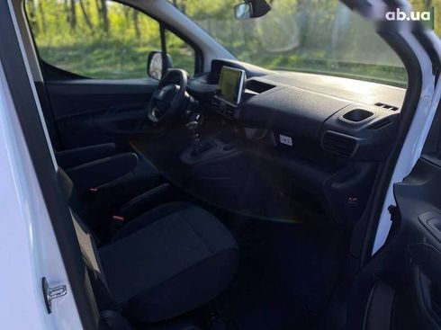 Peugeot Partner 2023 - фото 17