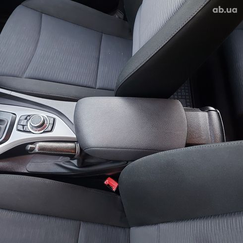 BMW X1 2011 - фото 7