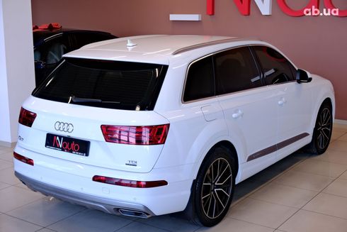 Audi Q7 2016 белый - фото 5