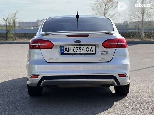 Ford Focus 2016 - фото 25