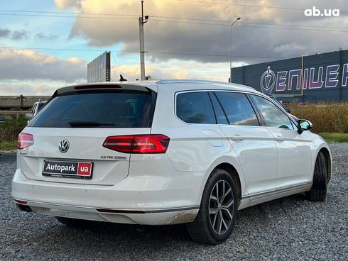 Volkswagen Passat 2016 белый - фото 8