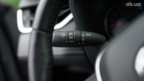 Toyota RAV4 2020 - фото 17