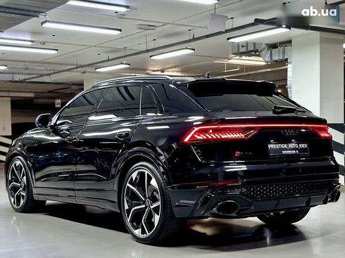 Audi RS Q8 2020 - фото 26