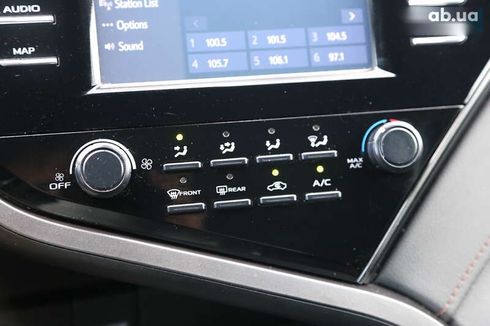 Toyota Camry 2019 - фото 19