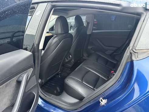 Tesla Model 3 2021 - фото 12