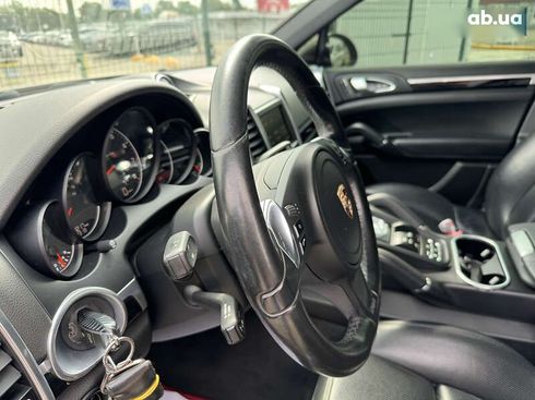 Porsche Cayenne 2012 - фото 15
