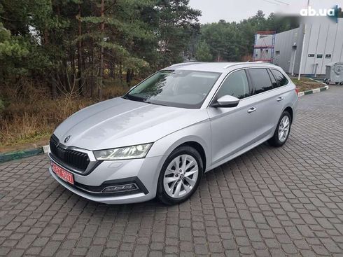 Skoda Octavia 2021 - фото 2