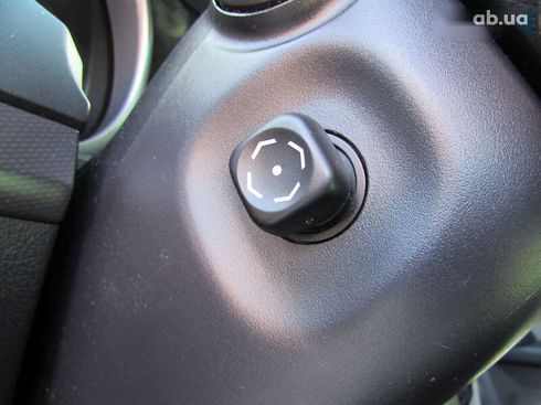 Toyota Land Cruiser Prado 2011 - фото 25
