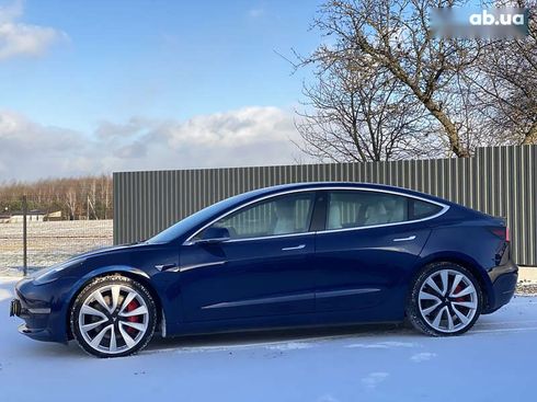 Tesla Model 3 2019 - фото 11