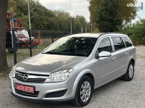 Opel Astra 2008 - фото 9