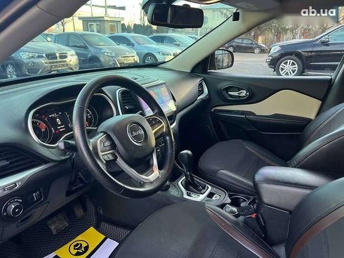 Jeep Cherokee 2016 - фото 11