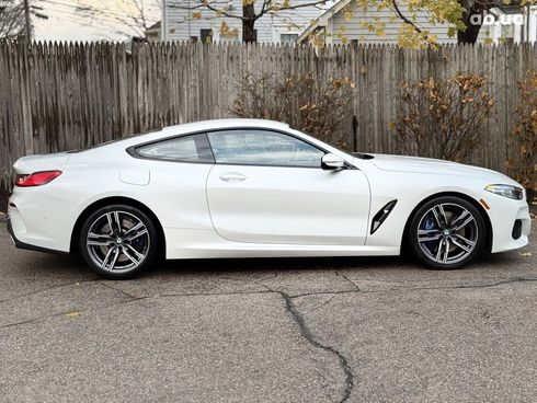 BMW 8 серия 2022 белый - фото 6