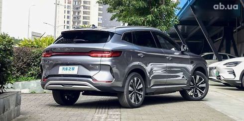 BYD Song 2025 - фото 6