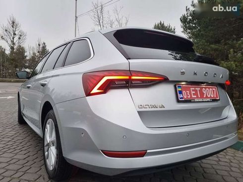 Skoda Octavia 2021 - фото 20