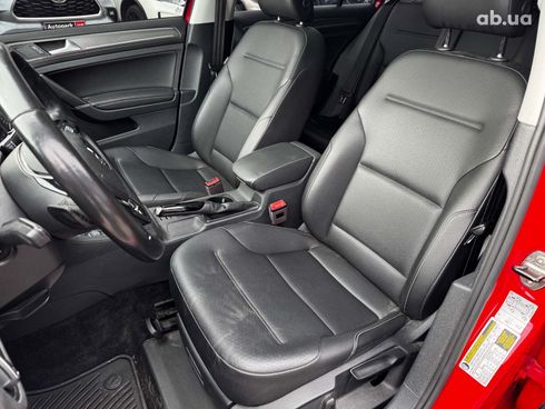 Volkswagen Golf 2016 красный - фото 16