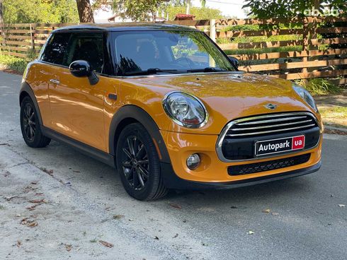 MINI Hatch 2014 оранжевый - фото 3