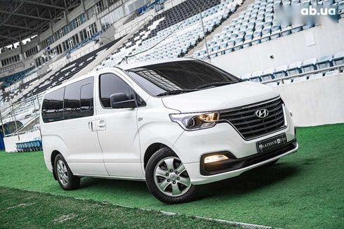 Hyundai Grand Starex 2019 - фото 2