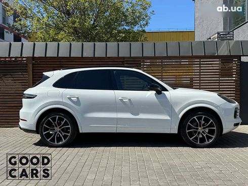 Porsche Cayenne 2018 - фото 17