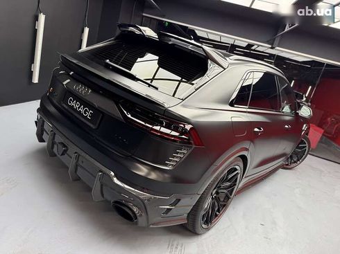 Audi RS Q8 2020 - фото 24