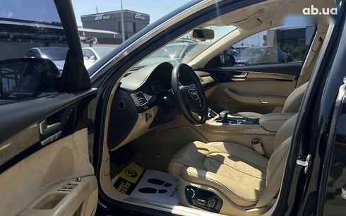 Audi A8 2011 - фото 18